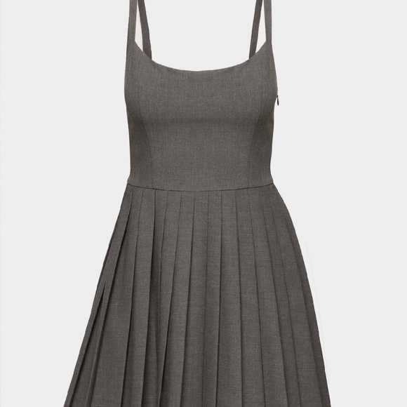 Aritzia Sunday Best Trix Dress in grey 00 - Picture 2 of 4